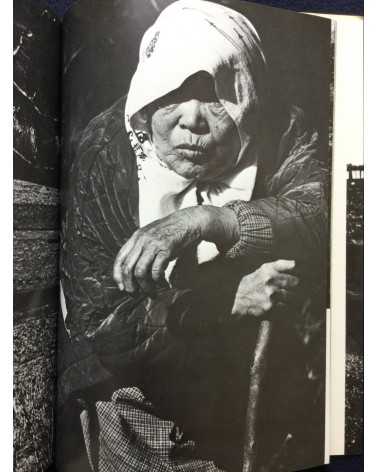 Kikujiro Fukushima - Report from the Battleground, Sanrizuka, Struggle Without End - 1977