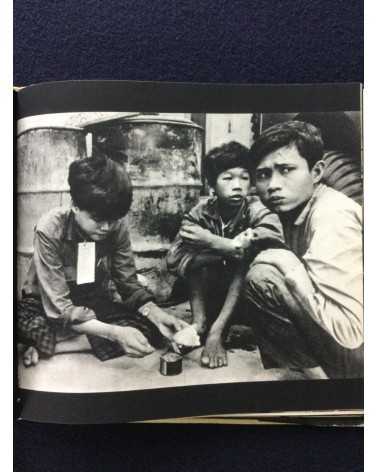 Wydawnictwo Harcerskie - You Feel Like Crying Out! (Photographs of Vietnam Children) - 1969