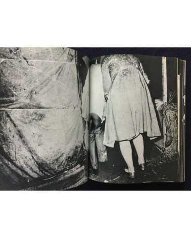 Daido Moriyama - Bye Bye Photography (Farewell Photography) - 1972