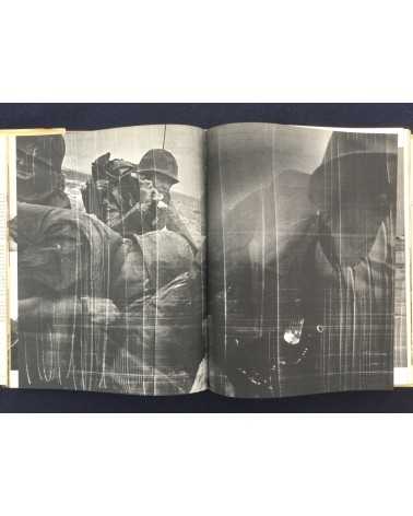 David Douglas Duncan - War Without Heroes [With Prints] - 1970