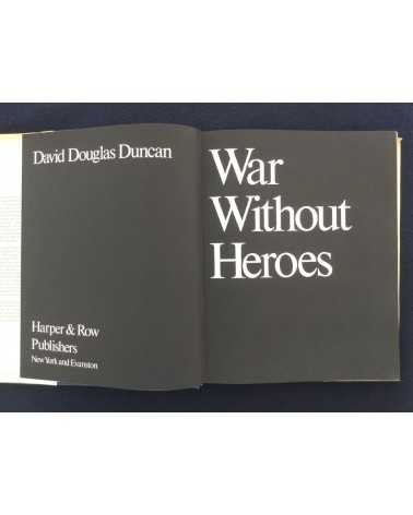 David Douglas Duncan - War Without Heroes [With Prints] - 1970