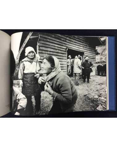 Yoshi Nitta - Between the sea and the sun, People of Sadamisaki Peninsula - 1980