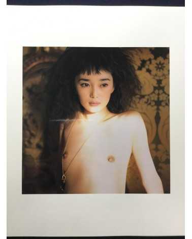 Kishin Shinoyama - Riona Hazuki. Deluxe Limited Edition with Negative - 1998