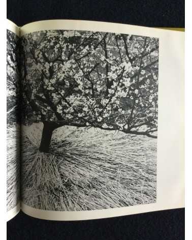 Kiyoshi Nishiyama - Seasonal Aspects of Japan, Sonorama Photography Anthology Vol.21 - 1979