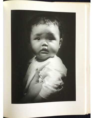 Suzuki Sadahiro - Sayo, Daughter’s Photography Birth to Adult -