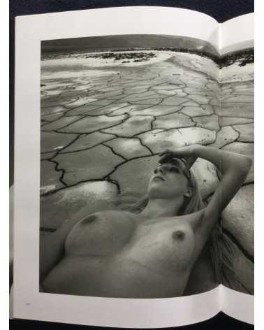 Kishin Shinoyama - The Sixties by Kishin - 2011