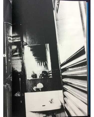 Daido Moriyama, Nobuyoshi Araki, Takuma Nakahira... - The Japanese Box - 2001