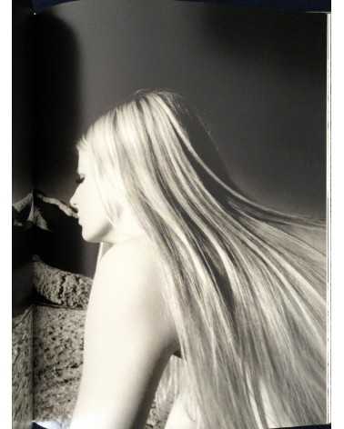 Kishin Shinoyama - The Sixties by Kishin - 2011