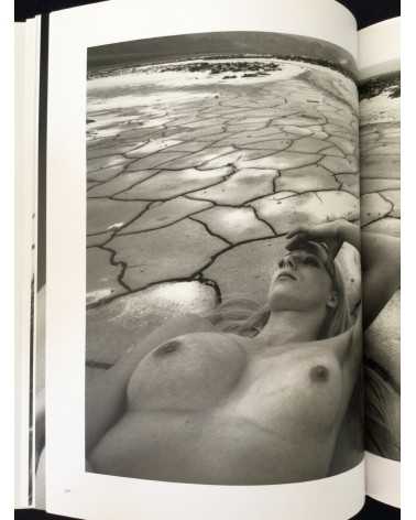 Kishin Shinoyama - The Sixties by Kishin - 2011