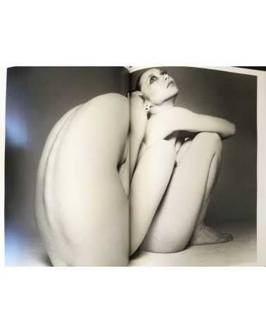 Kishin Shinoyama - The Sixties by Kishin - 2011