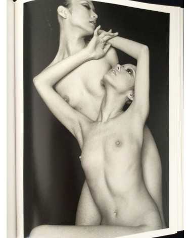 Kishin Shinoyama - The Sixties by Kishin - 2011