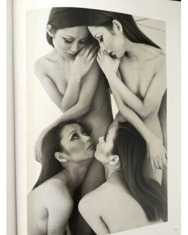 Kishin Shinoyama - The Sixties by Kishin - 2011