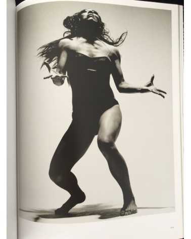 Kishin Shinoyama - The Sixties by Kishin - 2011