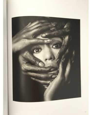 Kishin Shinoyama - The Sixties by Kishin - 2011