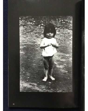 Makoto Maekawa - Boat People Vietnamese Refugees in Japan - 1978