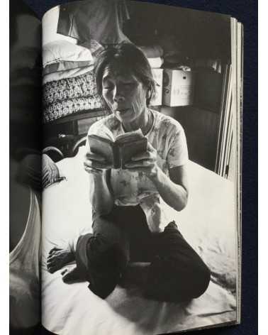 Makoto Maekawa - Boat People Vietnamese Refugees in Japan - 1978