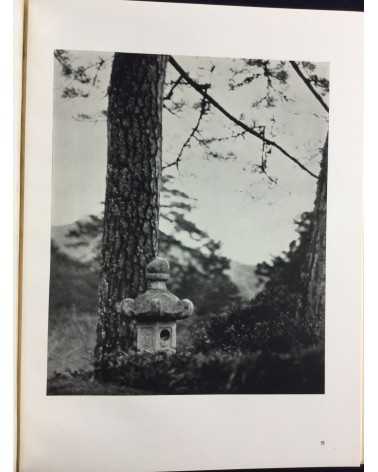 Shinzo Fukuhara - The old town of Matsue - 1935