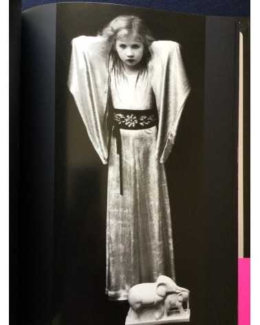 Irina Ionesco - Eva, Eloge de ma fille - 2004