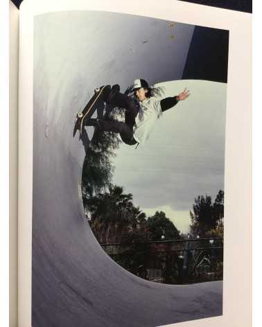 Makoto "Oka-z" Okazaki - Toda madre 1990’s-2010’s PhotoBook of Skateboard - 2014