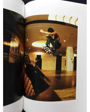Makoto "Oka-z" Okazaki - Toda madre 1990’s-2010’s PhotoBook of Skateboard - 2014