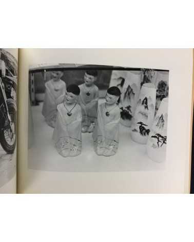 Tokuko Ushioda and Shinzo Shimao - Pictures, Chinese People and Pictures, Chinese Object - 1983