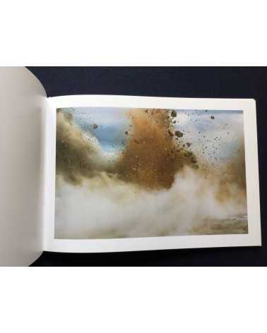 Naoya Hatakeyama - A Bird Blast 130 - 2006