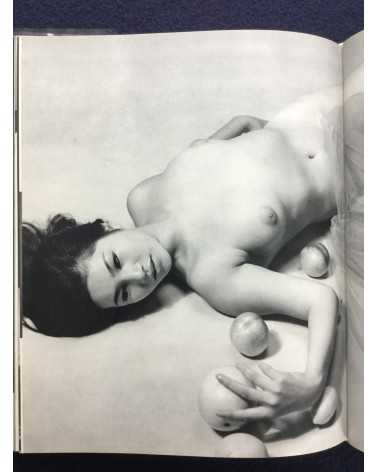 Nude - 100 Beauty in Japan - 1975