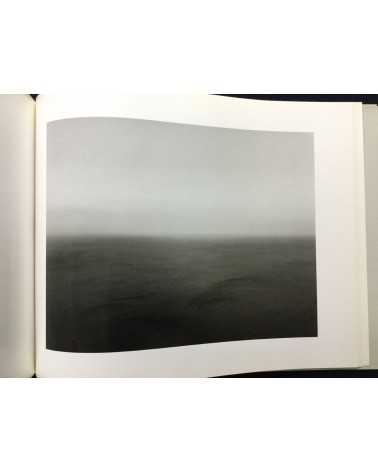 Hiroshi Sugimoto - Dioramas, Theaters, Seascapes - 1988