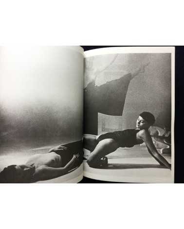 Deborah Turbeville - Photographes Contemporains with Print - 1986