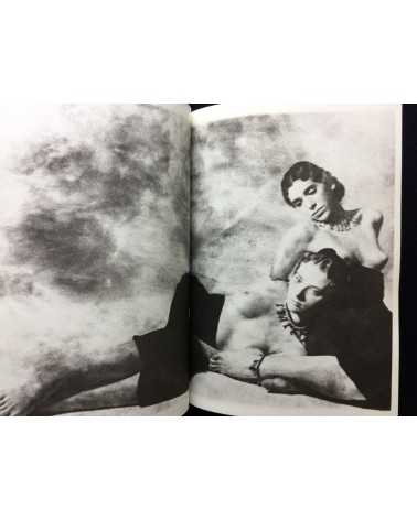 Deborah Turbeville - Photographes Contemporains with Print - 1986