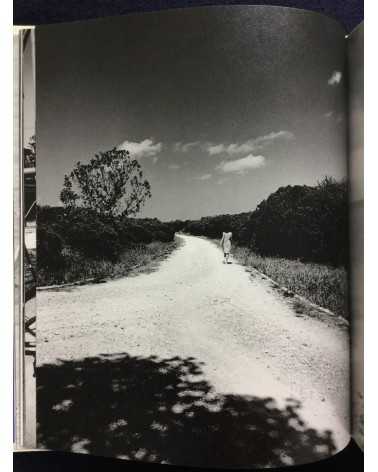 Kishin Shinoyama - Girls of Okinawa - 1997