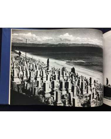 Yoshi Nitta - Between the sea and the sun, People of Sadamisaki Peninsula - 1980