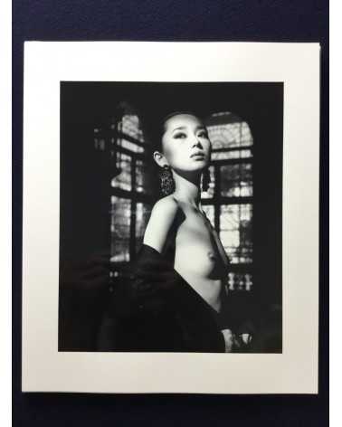 Kishin Shinoyama - Riona Hazuki. Deluxe Limited Edition with Negative - 1998