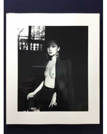 Kishin Shinoyama - Riona Hazuki. Deluxe Limited Edition with Negative - 1998