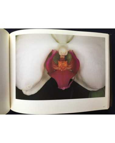 Nobuyoshi Araki - Solo exhibition in Korea - 2002