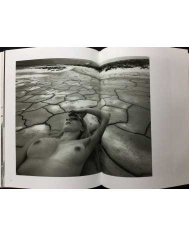 Kishin Shinoyama - The Sixties by Kishin - 2011