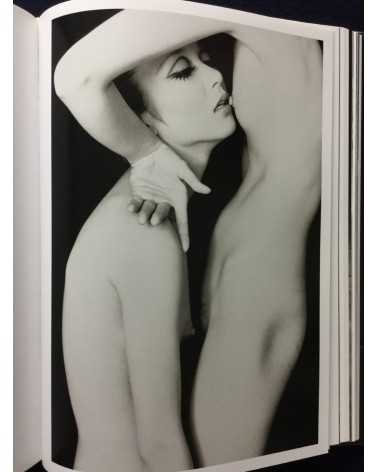 Kishin Shinoyama - The Sixties by Kishin - 2011