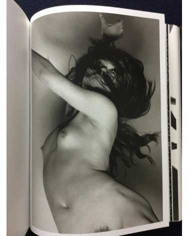 Kishin Shinoyama - The Sixties by Kishin - 2011