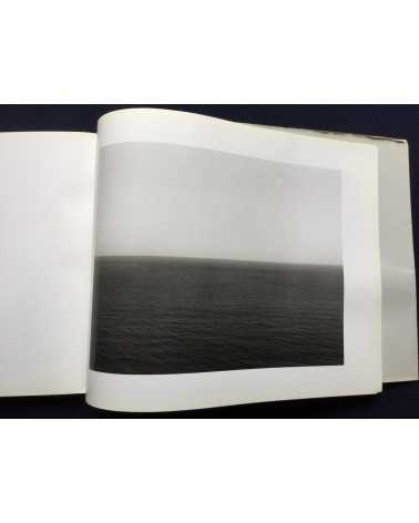 Hiroshi Sugimoto - Dioramas, Theaters, Seascapes - 1988