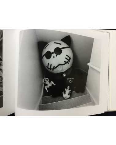 Nobuyoshi Araki - Tombeau Tokyo - 2016