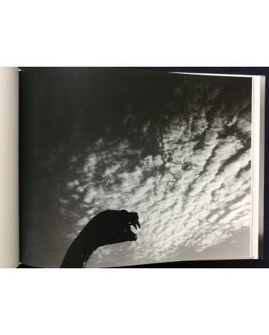 Nobuyoshi Araki - Tombeau Tokyo - 2016