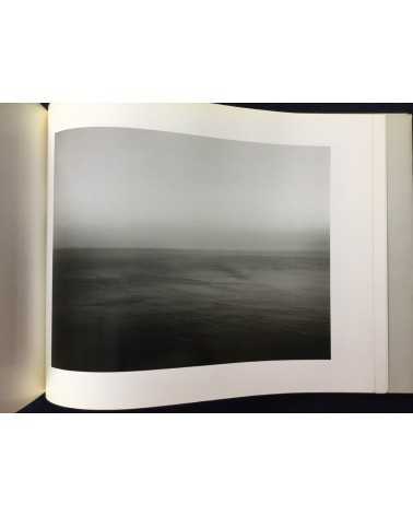 Hiroshi Sugimoto - Dioramas, Theaters, Seascapes - 1988