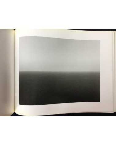 Hiroshi Sugimoto - Dioramas, Theaters, Seascapes - 1988