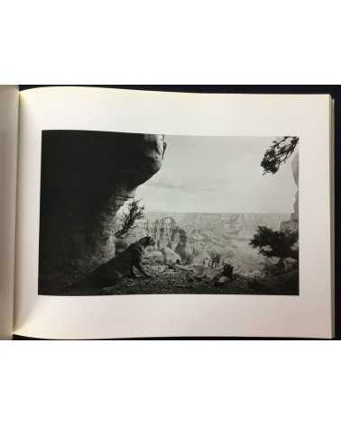 Hiroshi Sugimoto - Dioramas, Theaters, Seascapes - 1988