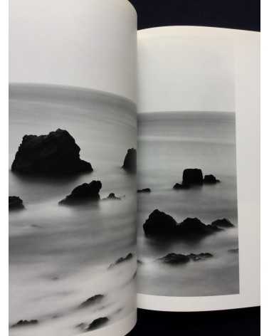 Tadasu Yamamoto - Light, Water, Electricity - 2012