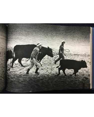 Yoshi Nitta - Between the sea and the sun, People of Sadamisaki Peninsula - 1980