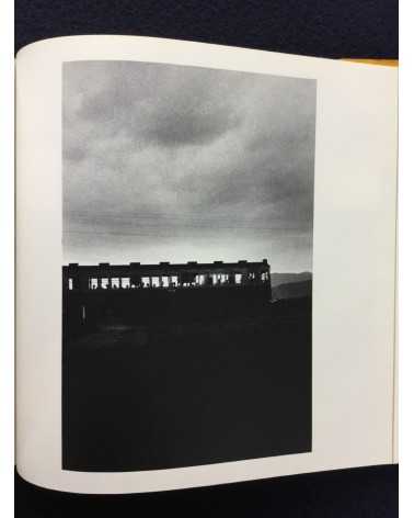 Shoji Ueda - Sand Dunes, Seasons of the Children, Sonorama Photography Anthology Vol.11 - 1978