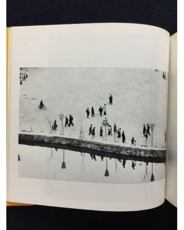 Shoji Ueda - Sand Dunes, Seasons of the Children, Sonorama Photography Anthology Vol.11 - 1978