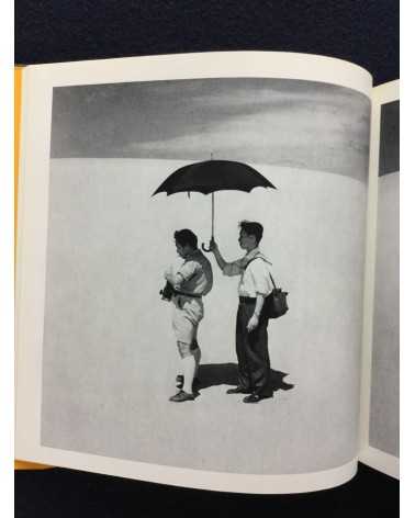 Shoji Ueda - Sand Dunes, Seasons of the Children, Sonorama Photography Anthology Vol.11 - 1978