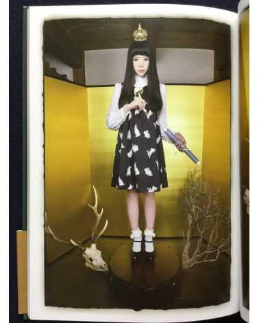 Kenichi Murata - The girl as goddess Kannon - 2017